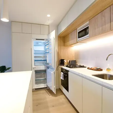 Rest Collection Sky High Apartment As West Side Place Melbourne Exterior photo