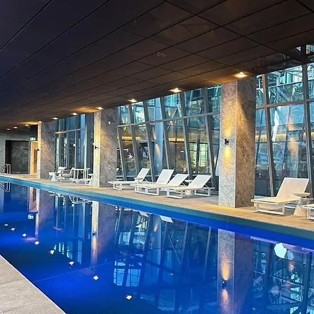 Rest Collection Sky High Apartment As West Side Place Melbourne Exterior photo