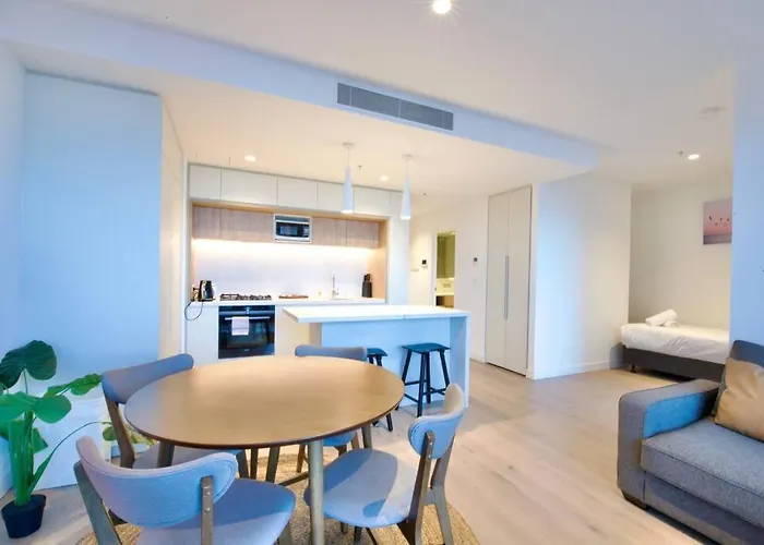 Rest Collection Sky High Apartment As West Side Place